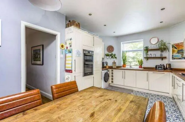 3 bed Block of Apartments