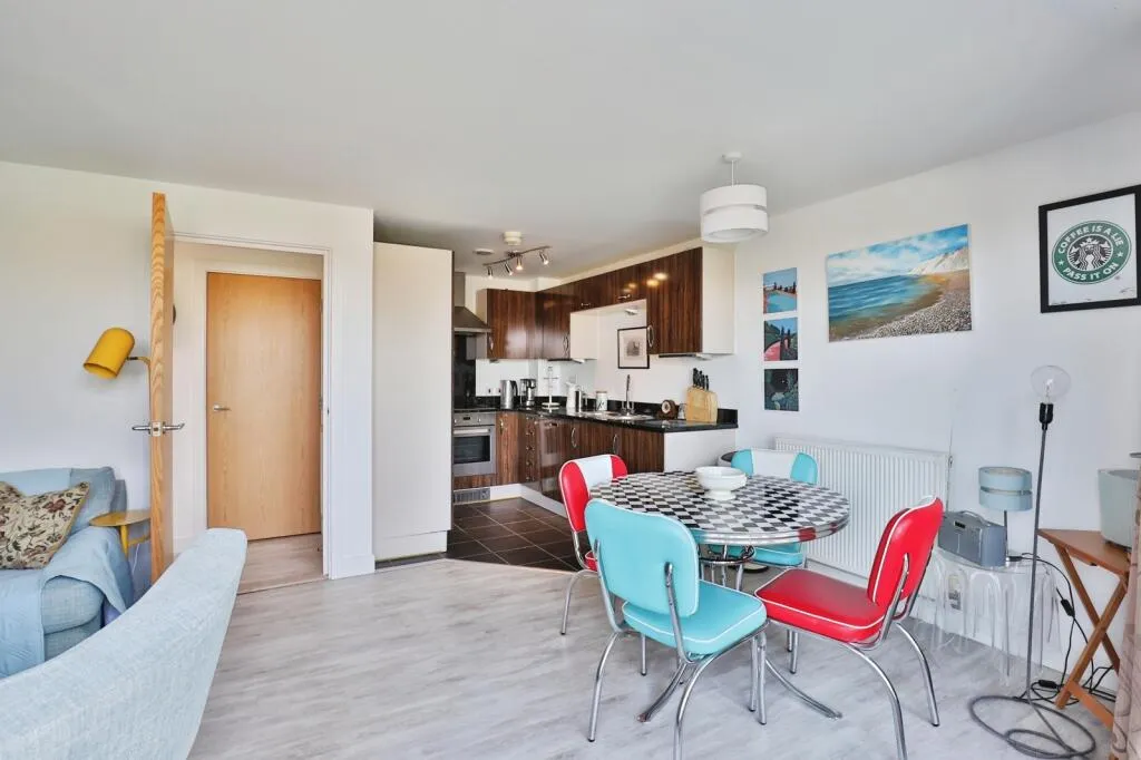 2 bed Apartment