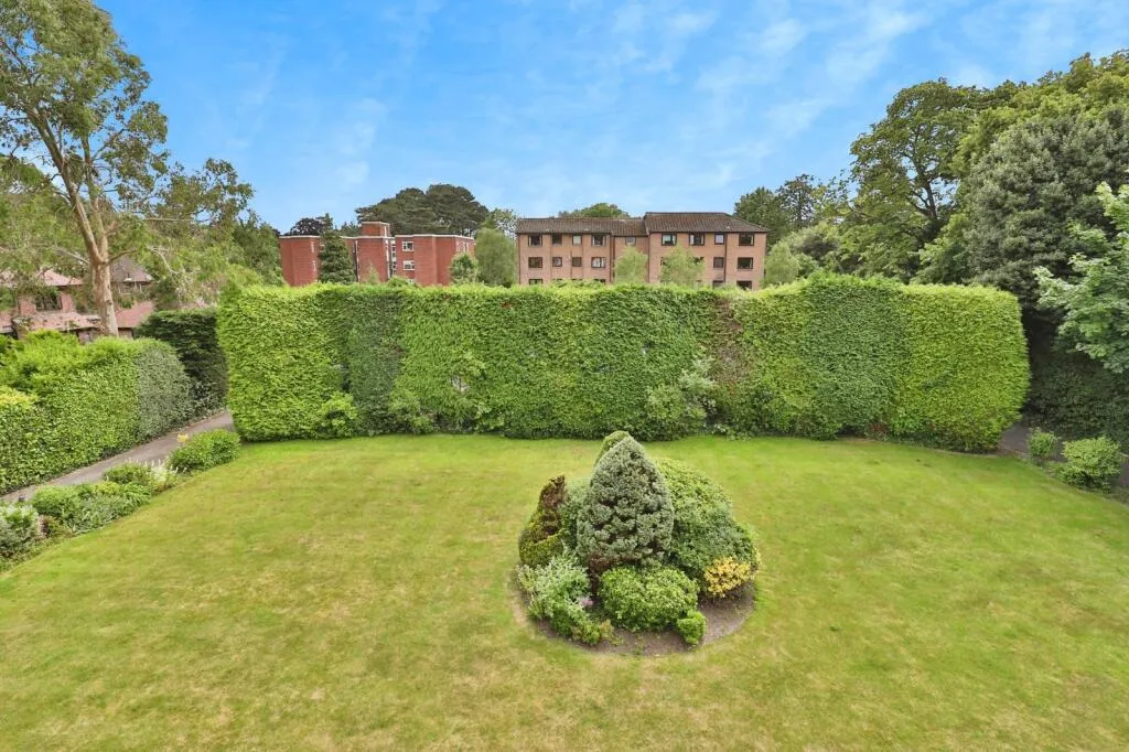 2 bed Apartment