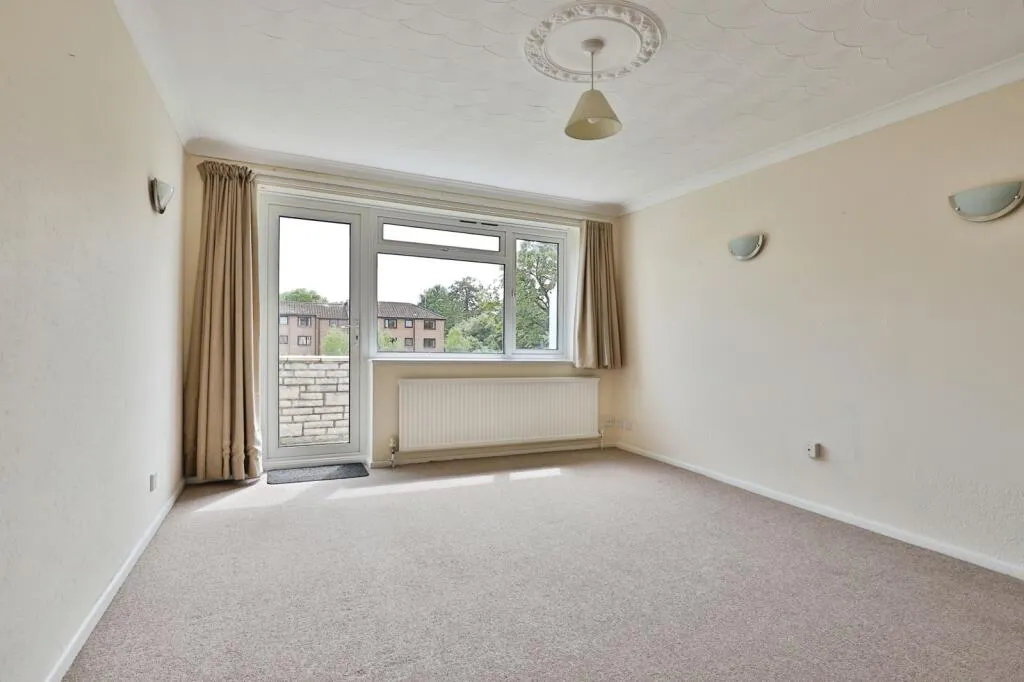 2 bed Apartment