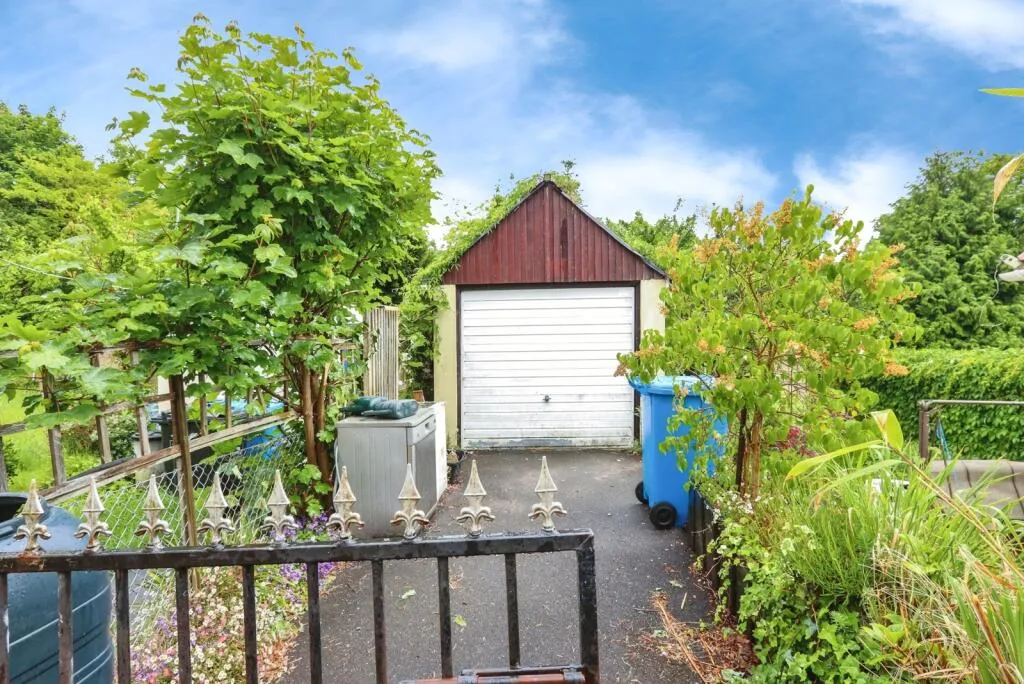 2 bed Bungalow