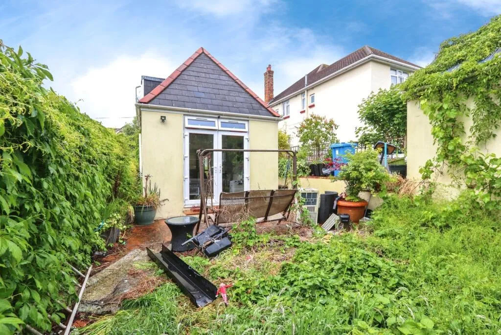 2 bed Bungalow