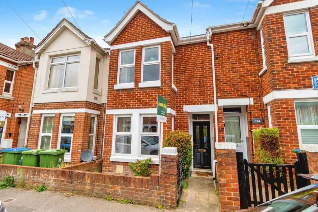 3 bed Terraced