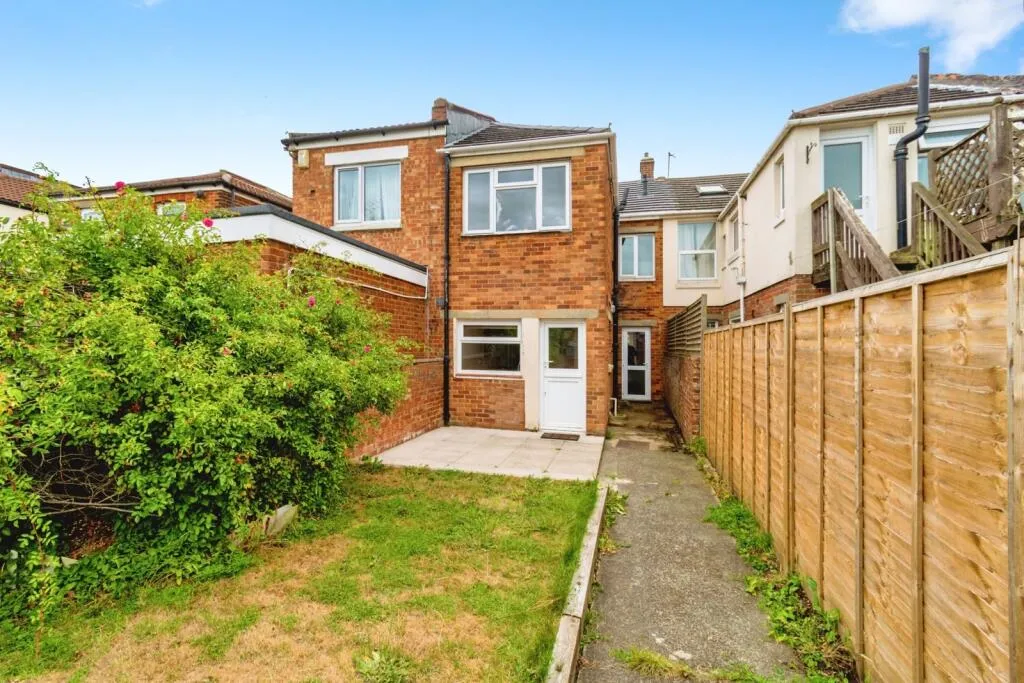 3 bed Terraced