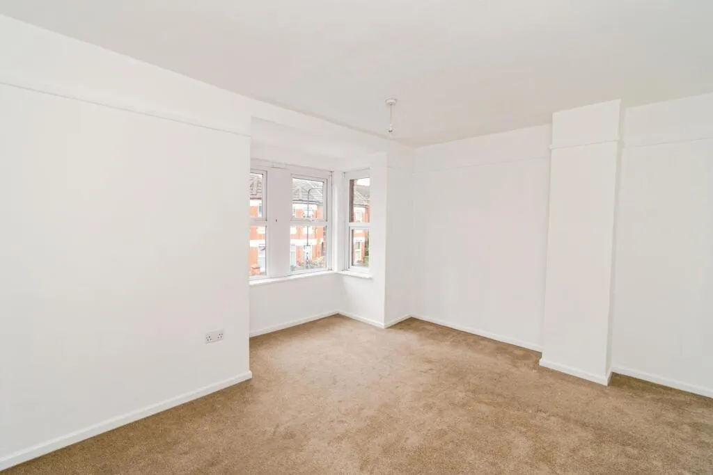 3 bed Terraced