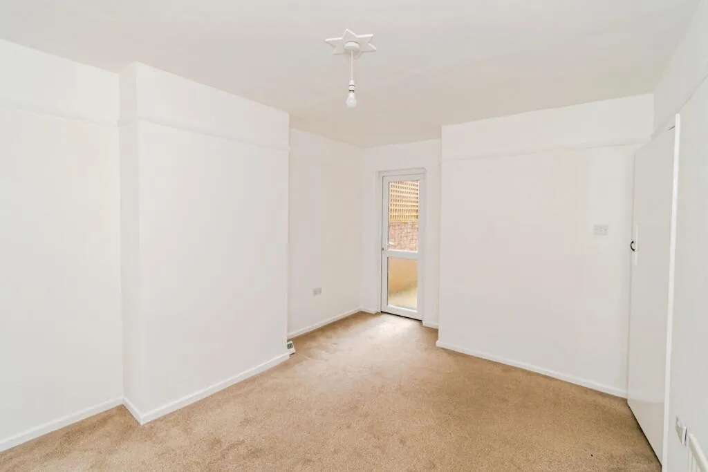 3 bed Terraced