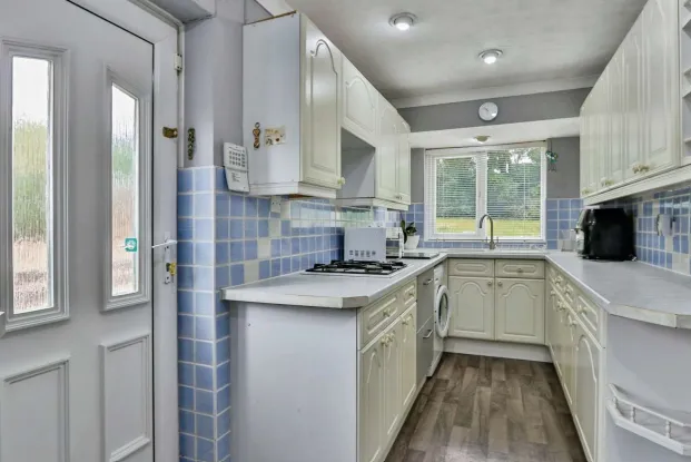 2 bed Semi-Detached Bungalow