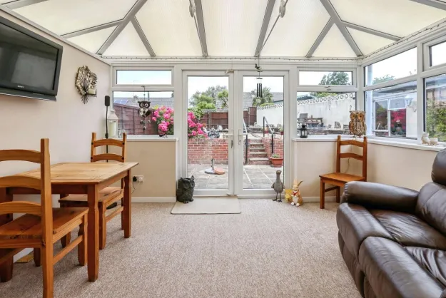 2 bed Semi-Detached Bungalow