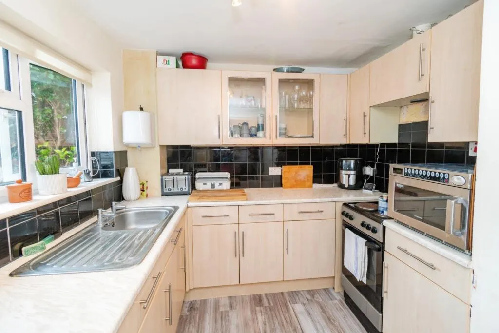 2 bed End of Terrace