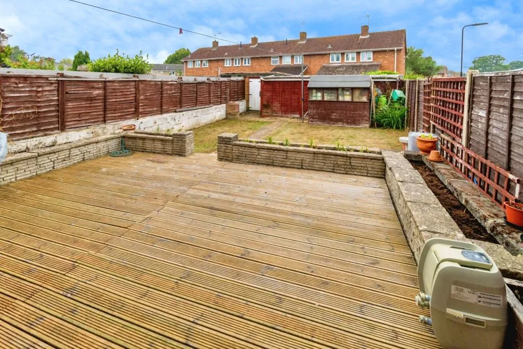 2 bed End of Terrace