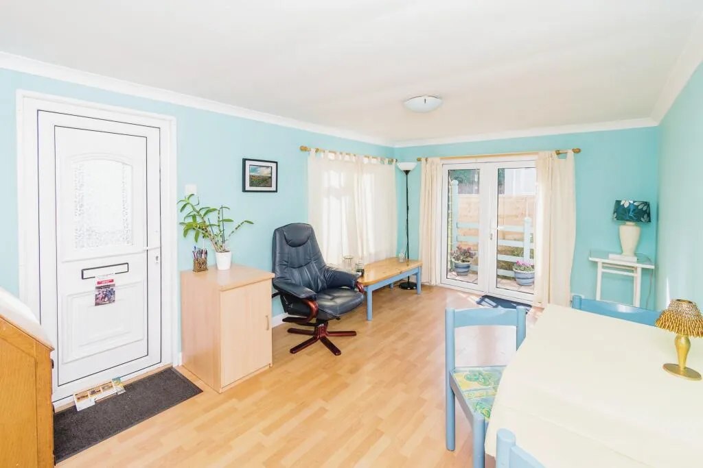 2 bed Park Home