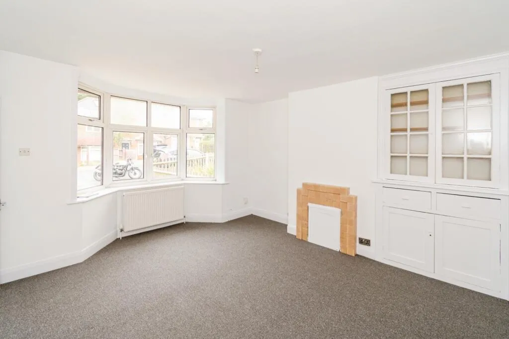 3 bed Semi-Detached