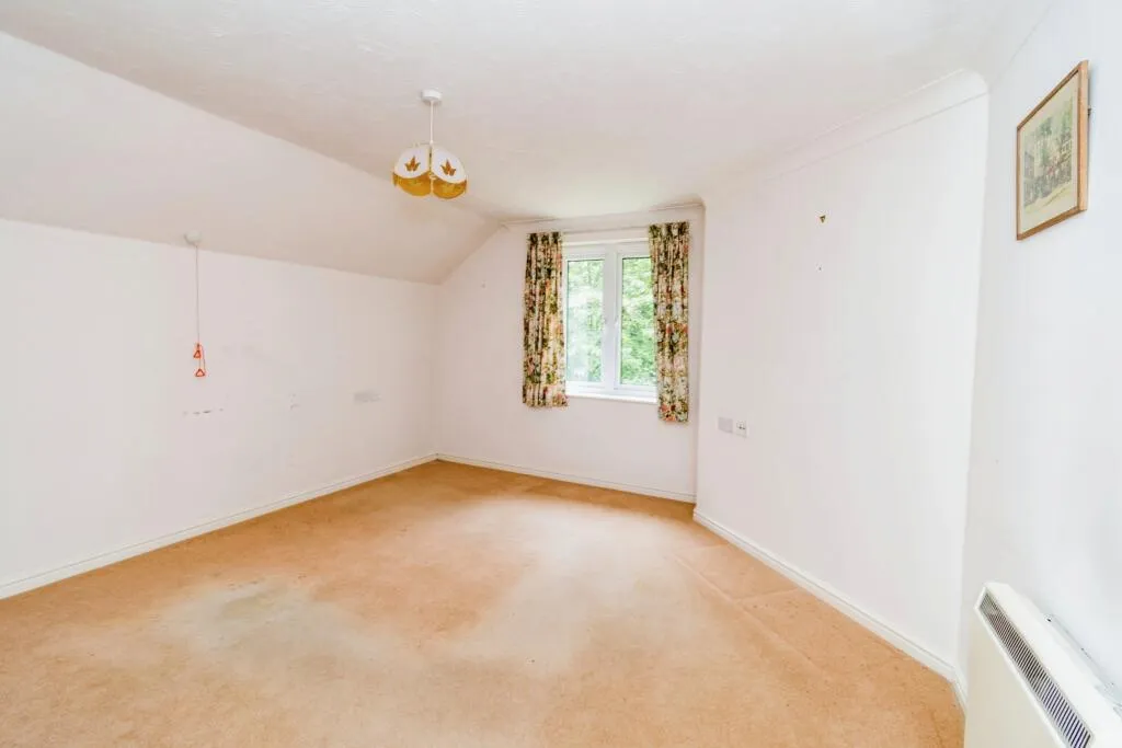 1 bed Retirement Property