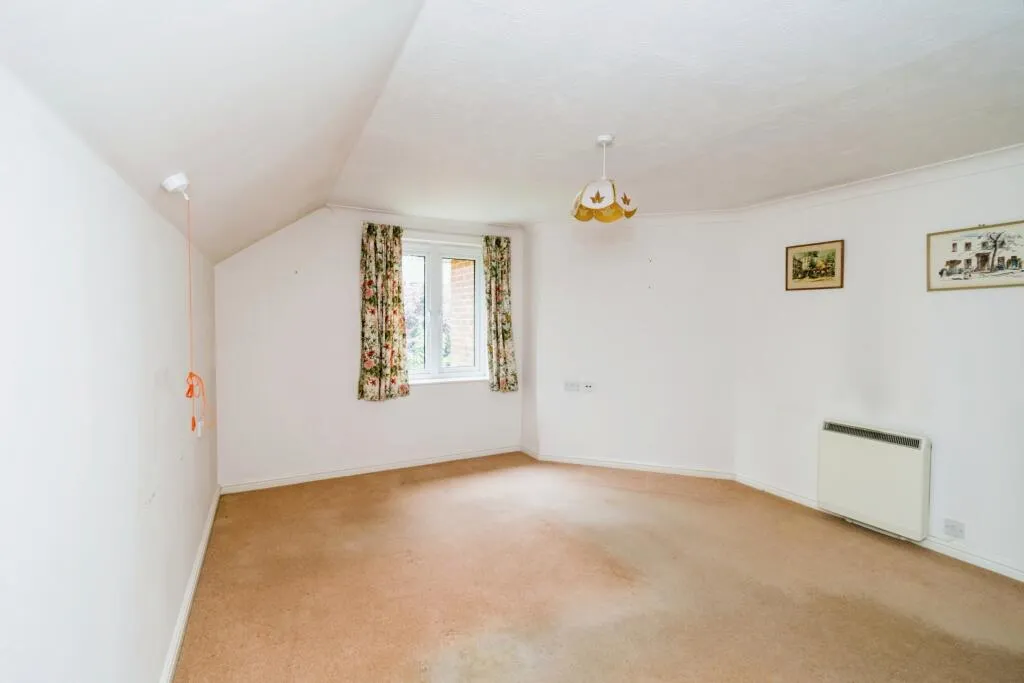 1 bed Retirement Property