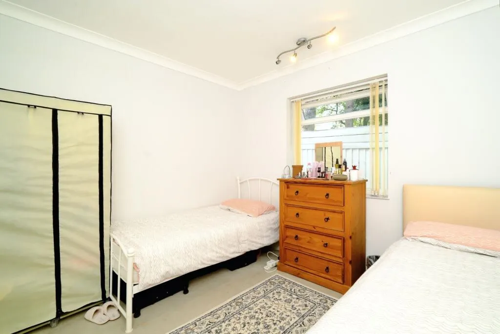 4 bed Detached