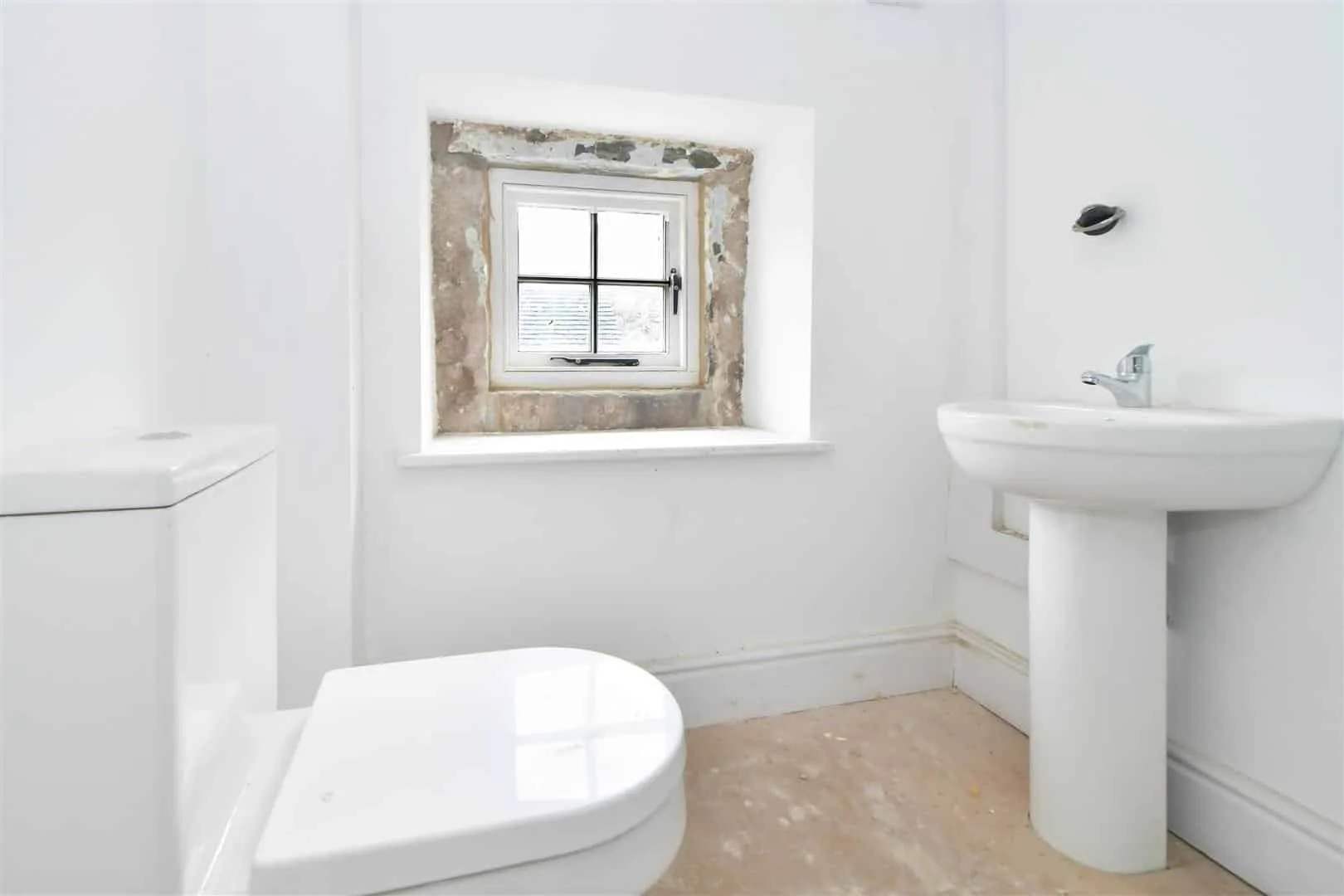 7 The Hill, Cromford, DE4 3RF