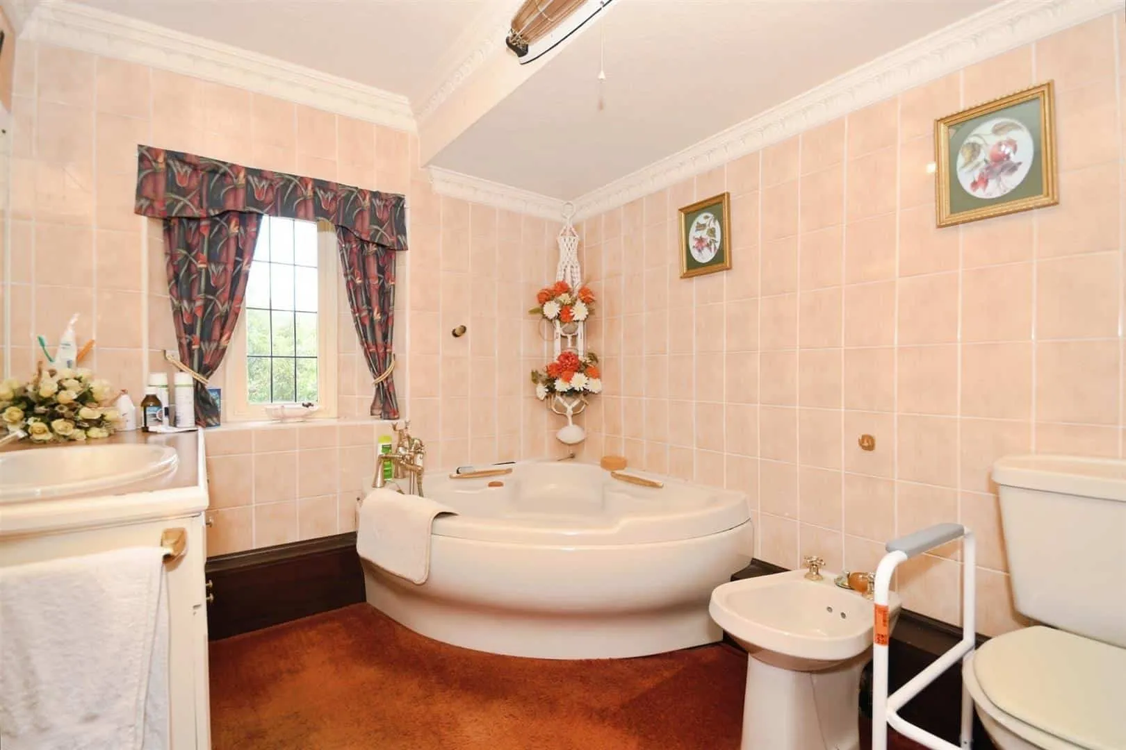 Callow House Farm, Highlow, Hope Valley, Hathersage, S32 1AX