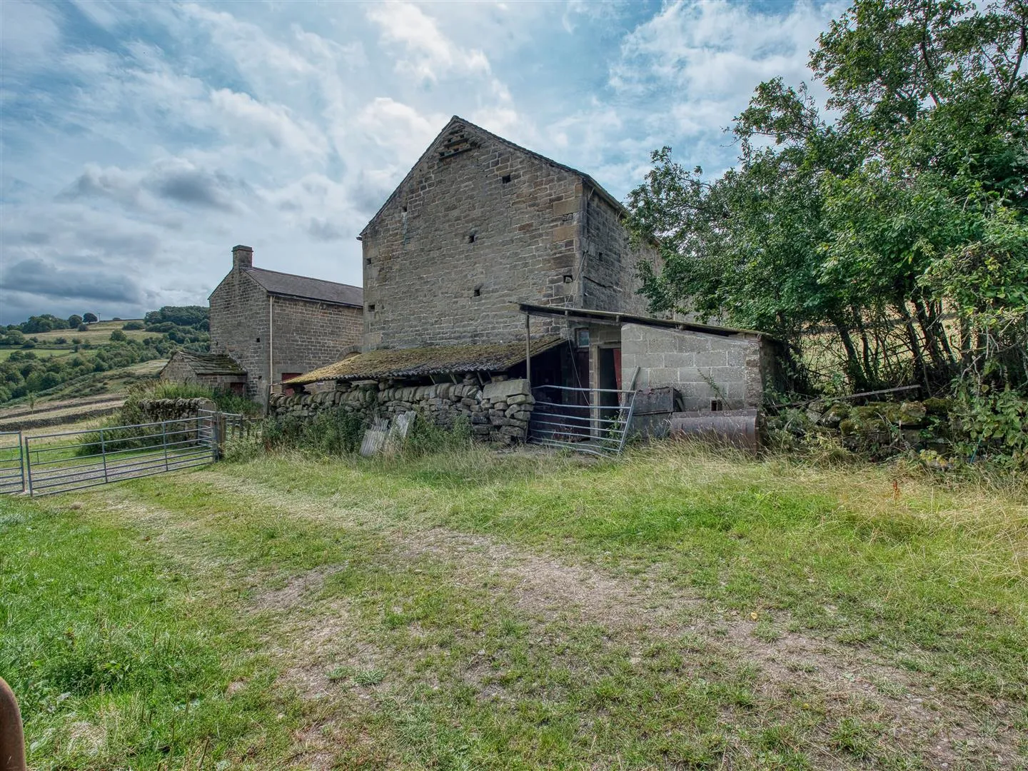 Broom Vale Farm, Dungworth, Bradfield, Sheffield, S6 6HA