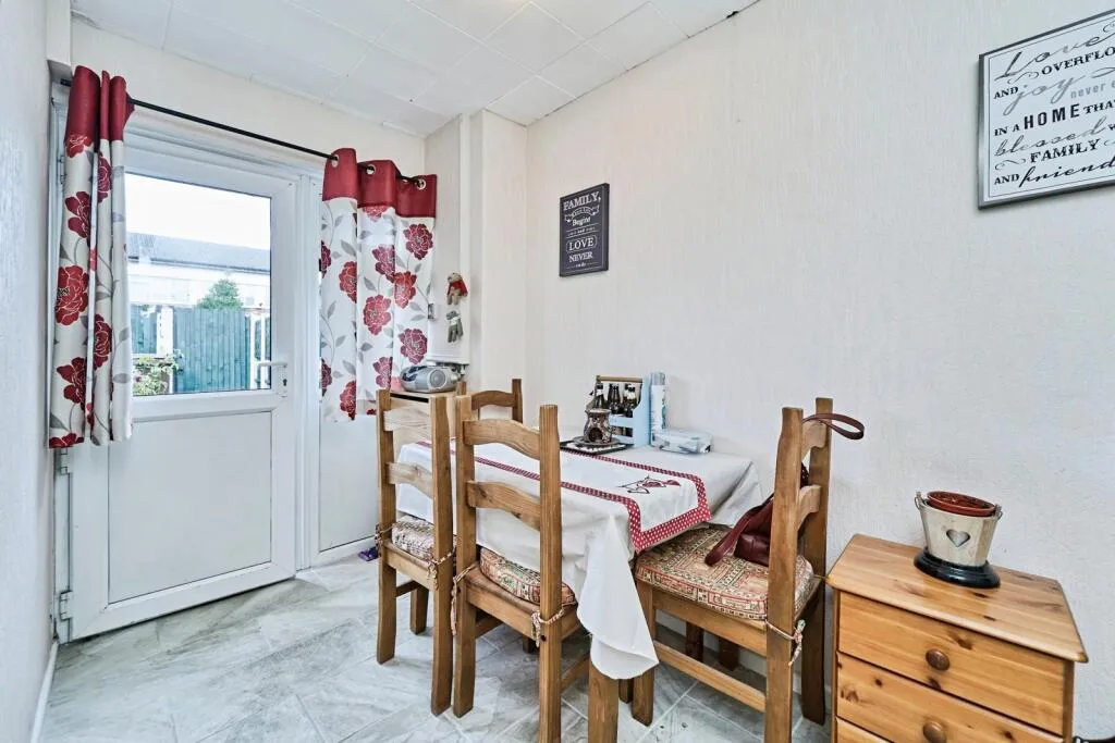 3 bed Terraced