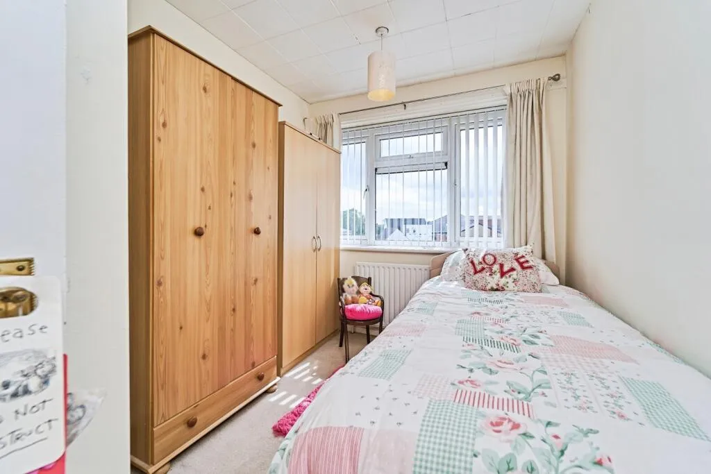 3 bed Terraced