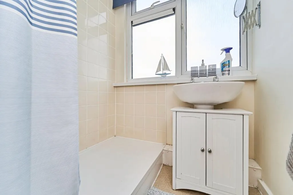 3 bed Terraced