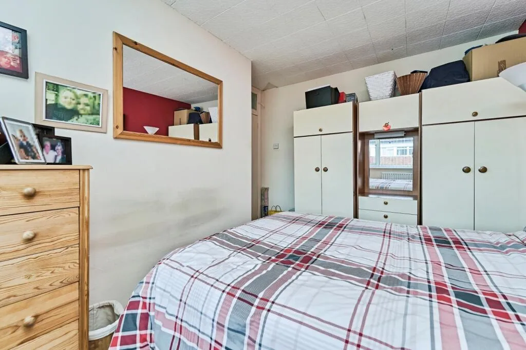 3 bed Terraced