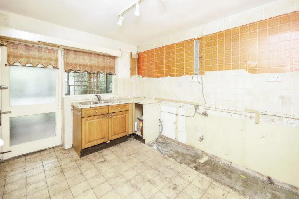 3 bed Semi-Detached