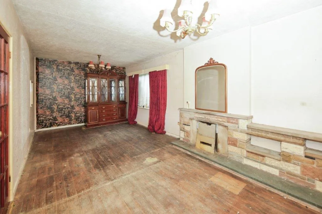 3 bed Semi-Detached