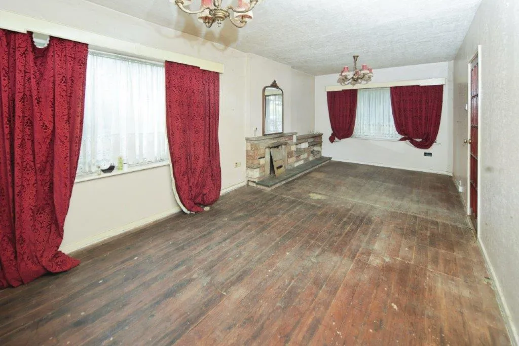 3 bed Semi-Detached