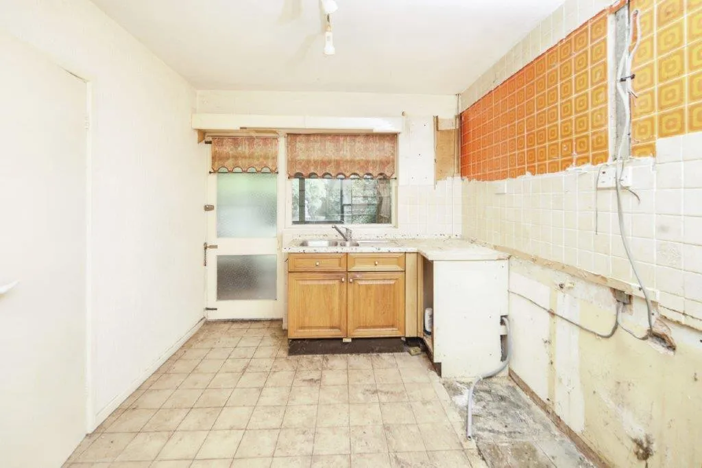 3 bed Semi-Detached