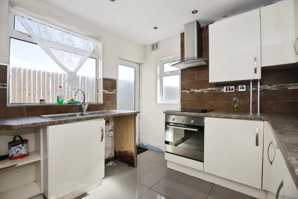 3 bed Terraced