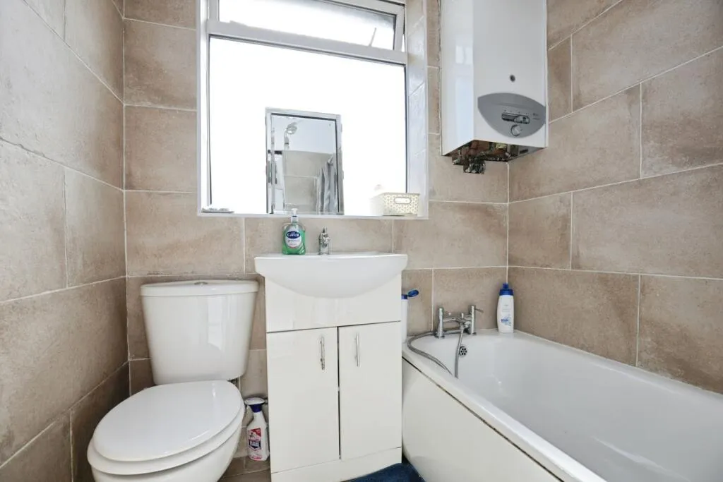3 bed Terraced