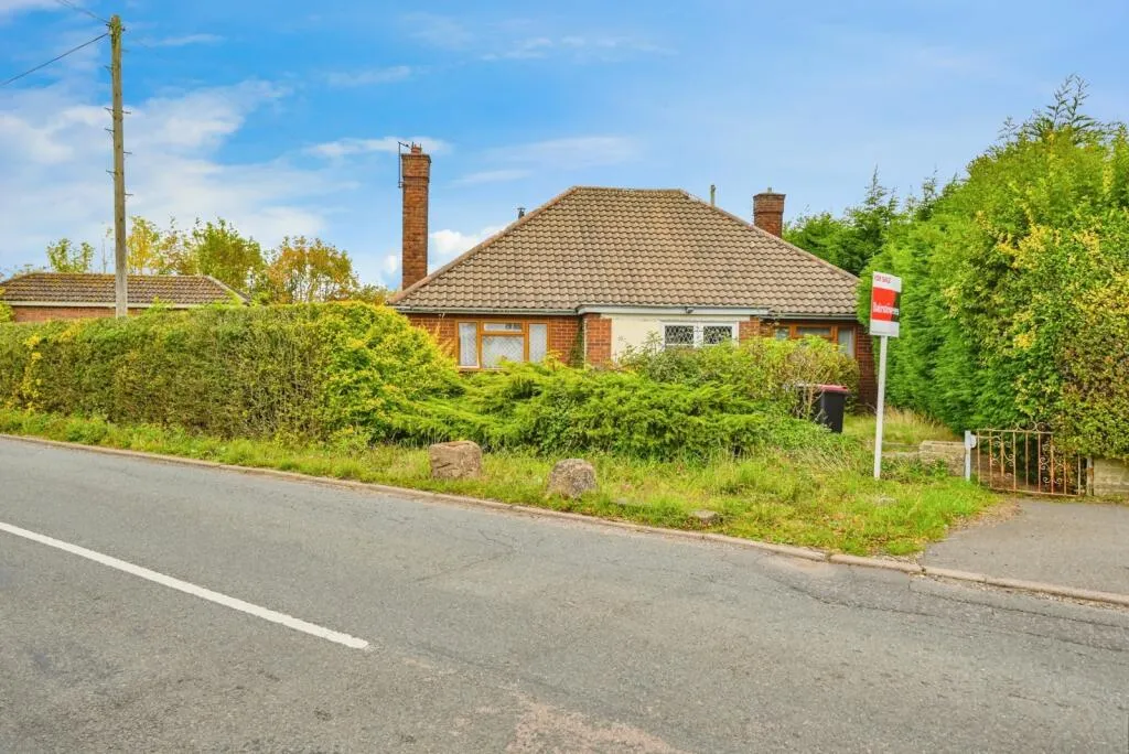 2 bed Detached Bungalow