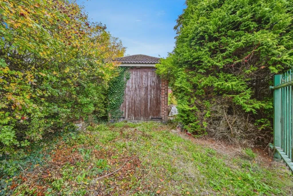 2 bed Detached Bungalow