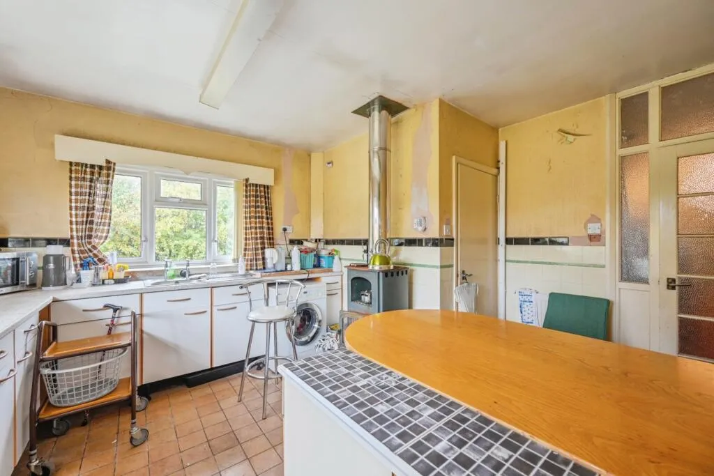 2 bed Detached Bungalow