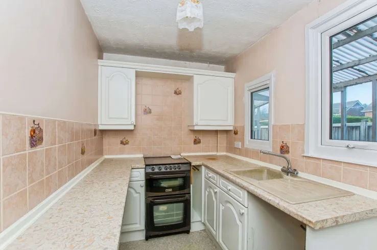 2 bed Semi-Detached