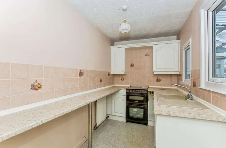 2 bed Semi-Detached