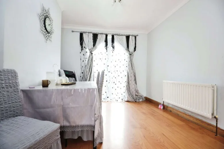 3 bed Terraced