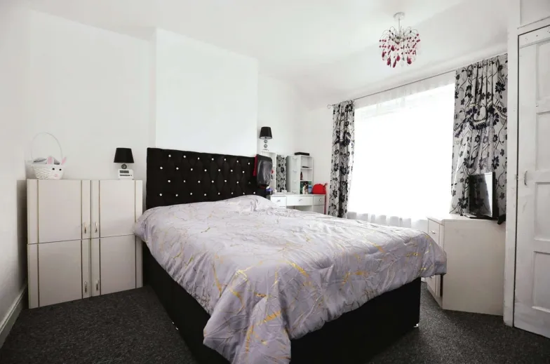 3 bed Terraced