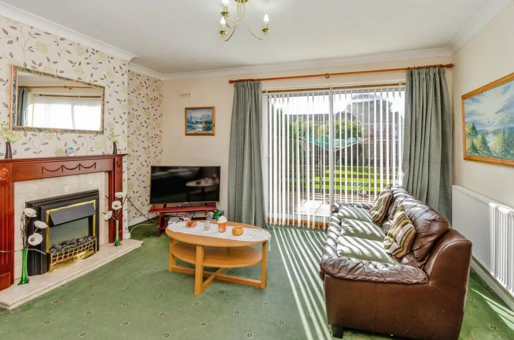 3 bed Semi-Detached