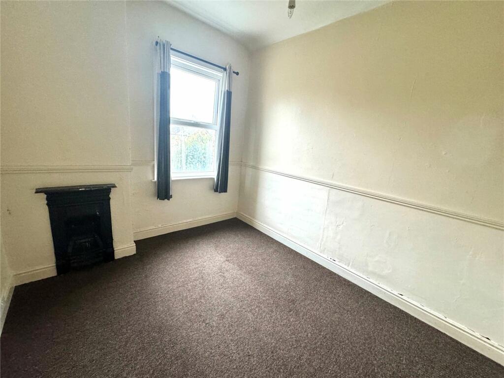3 bed Terraced