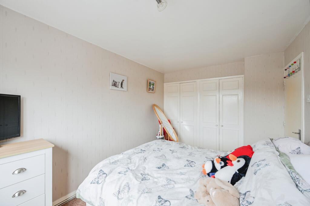 2 bed Block of Apartments