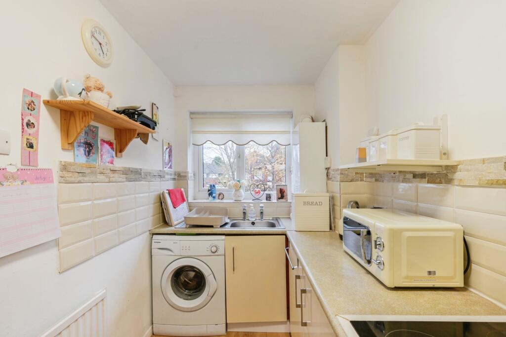 2 bed Block of Apartments