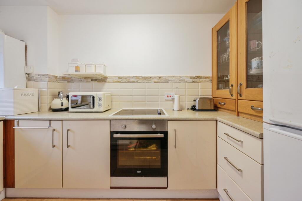 2 bed Block of Apartments