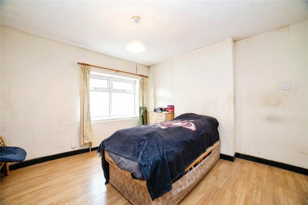 2 bed End of Terrace