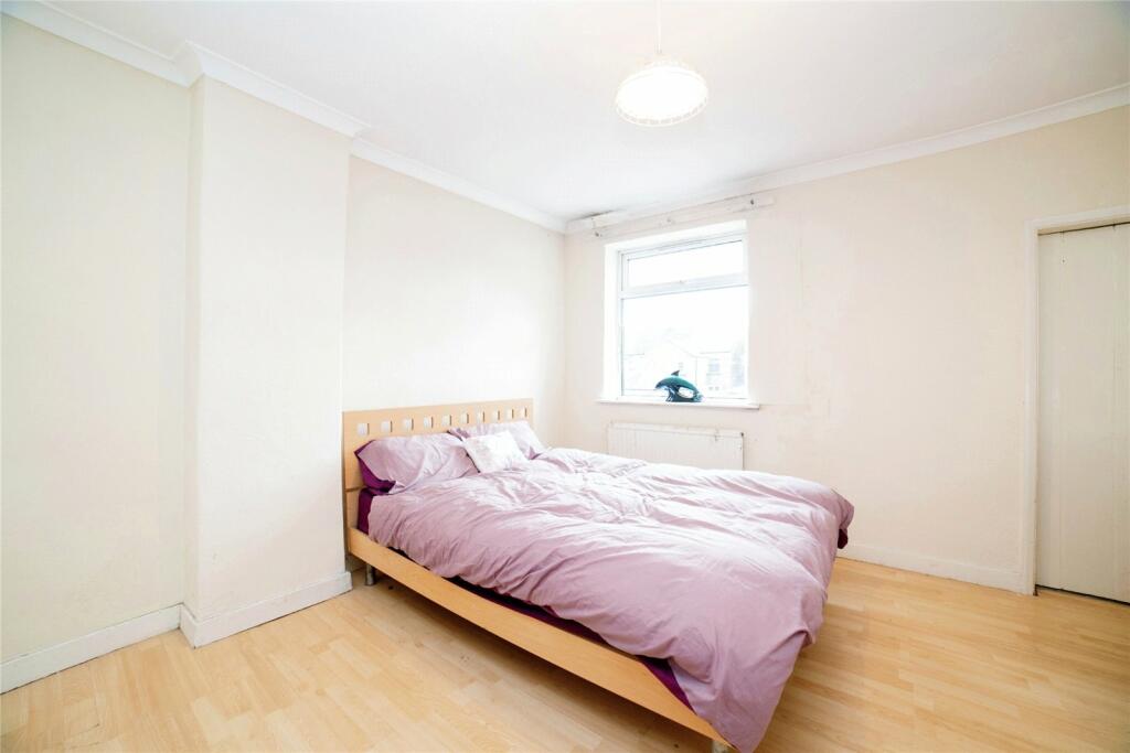2 bed End of Terrace