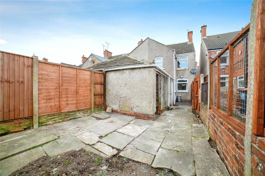 2 bed End of Terrace
