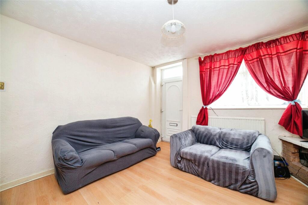 2 bed End of Terrace