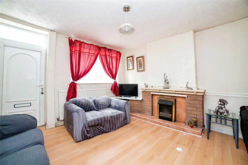 2 bed End of Terrace