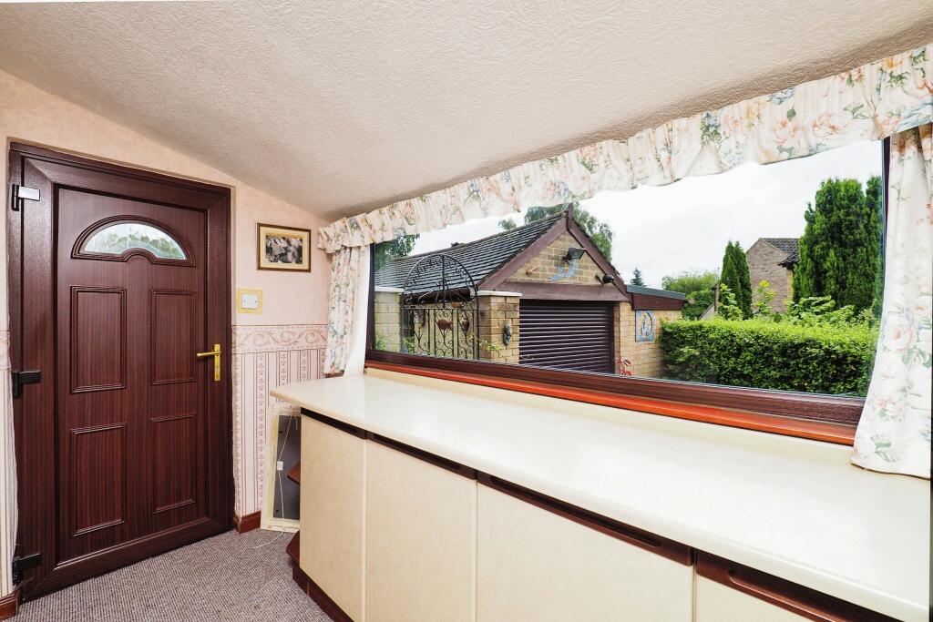 2 bed Detached Bungalow